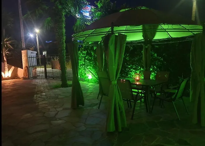 Antony's Luxury Apartamento *