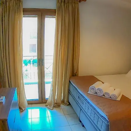 Antony's Luxury * Nikiti (Sithonia)