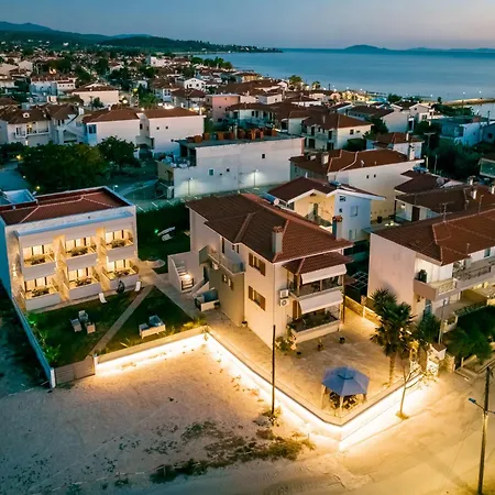 Antony's Luxury Apartment Nikiti (Sithonia)