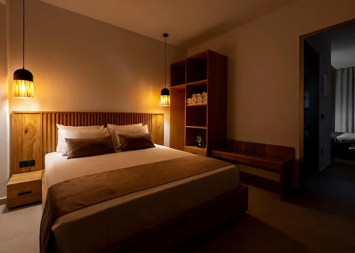 Antony's Luxury * Nikiti (Sithonia)