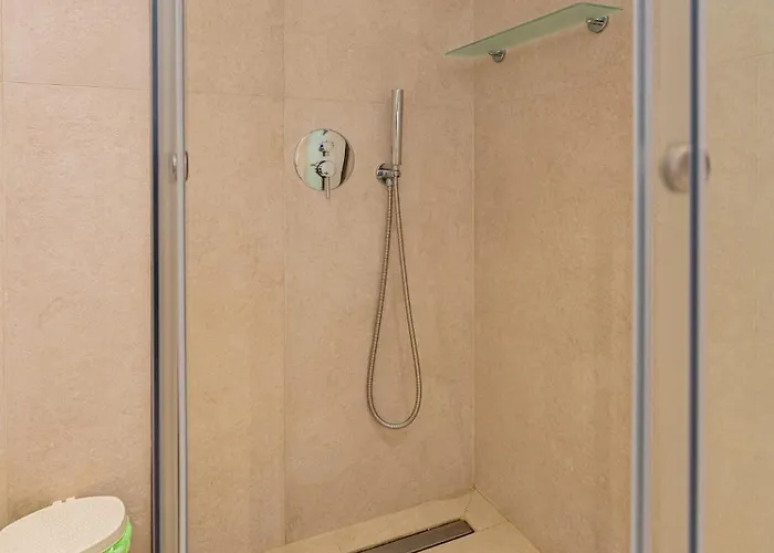 Antony's Luxury Apartament *