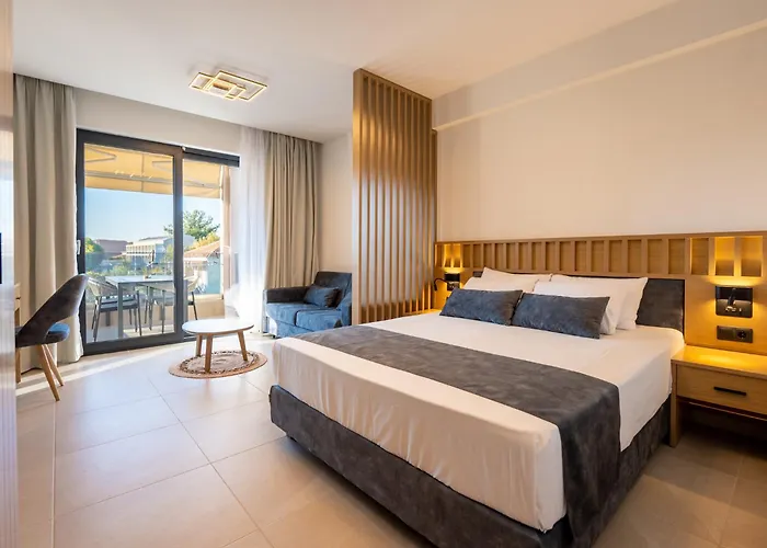 Antony's Luxury Nikiti (Sithonia)