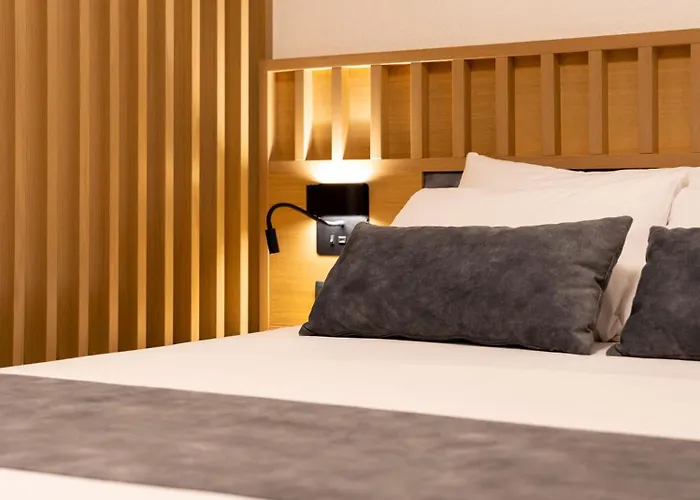 Antony's Luxury Nikiti (Sithonia)